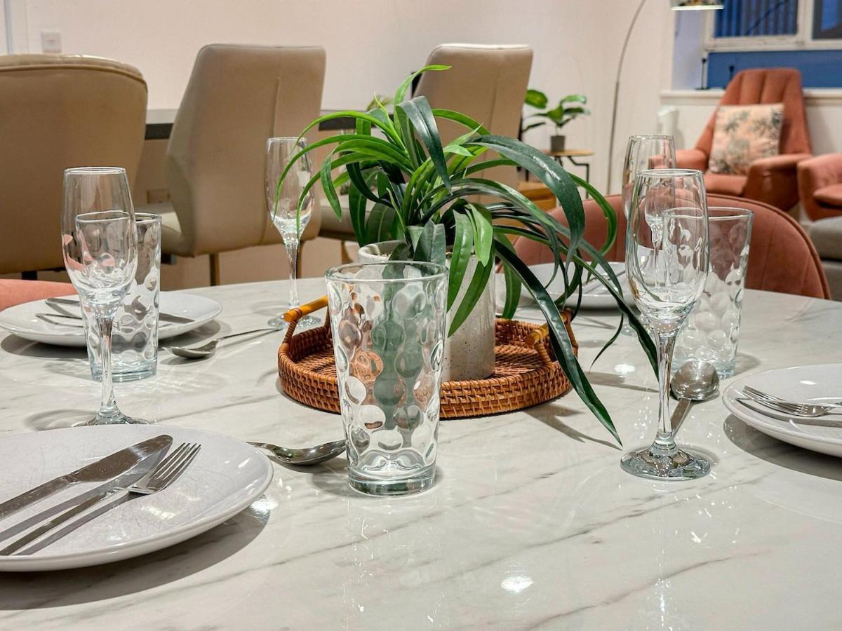 Apartment Spacious 3-bedroom Flat In Holloway With Unique Patio With Free Wi-fi London