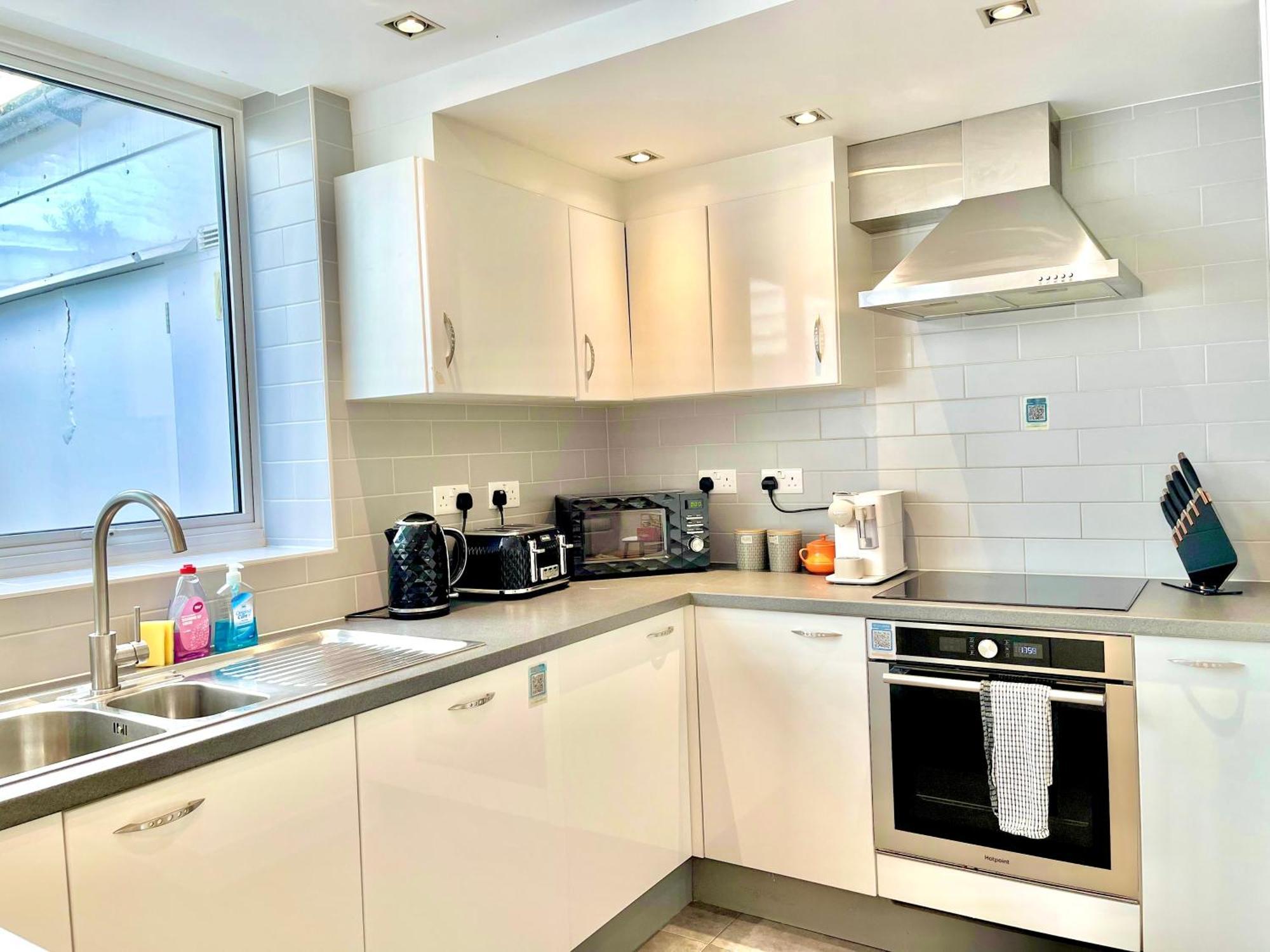 Spacious 3-bedroom Flat In Holloway With Unique Patio With Free Wi-fi Apartment